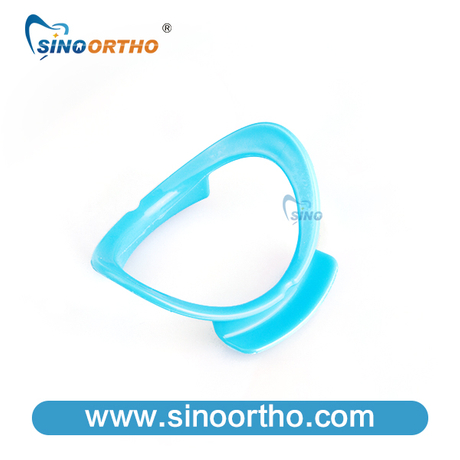 O-shape retractor